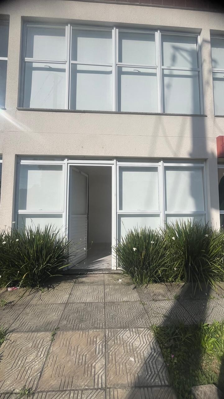 Sala comercial no bairro Senai em frente o Fórum