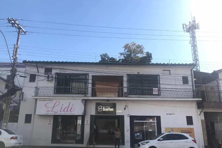 Sala comercial térrea no centro de Montenegro 