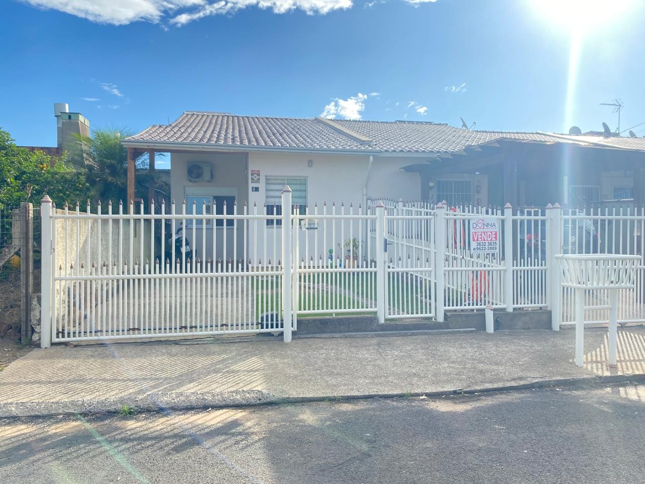 Casa de alvenaria no bairro Santa Rita com 2 dormitórios 