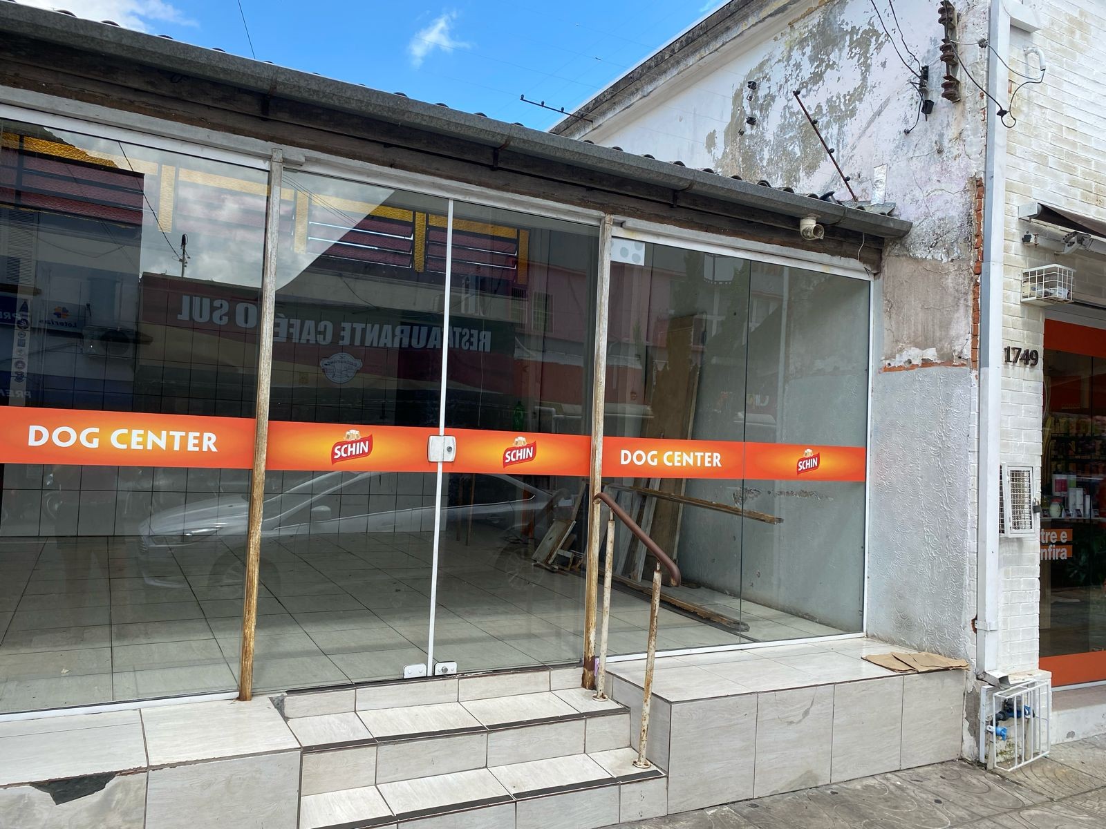 Sala Comercial na Ramiro Barcelos no Centro de Montenegro (RS)