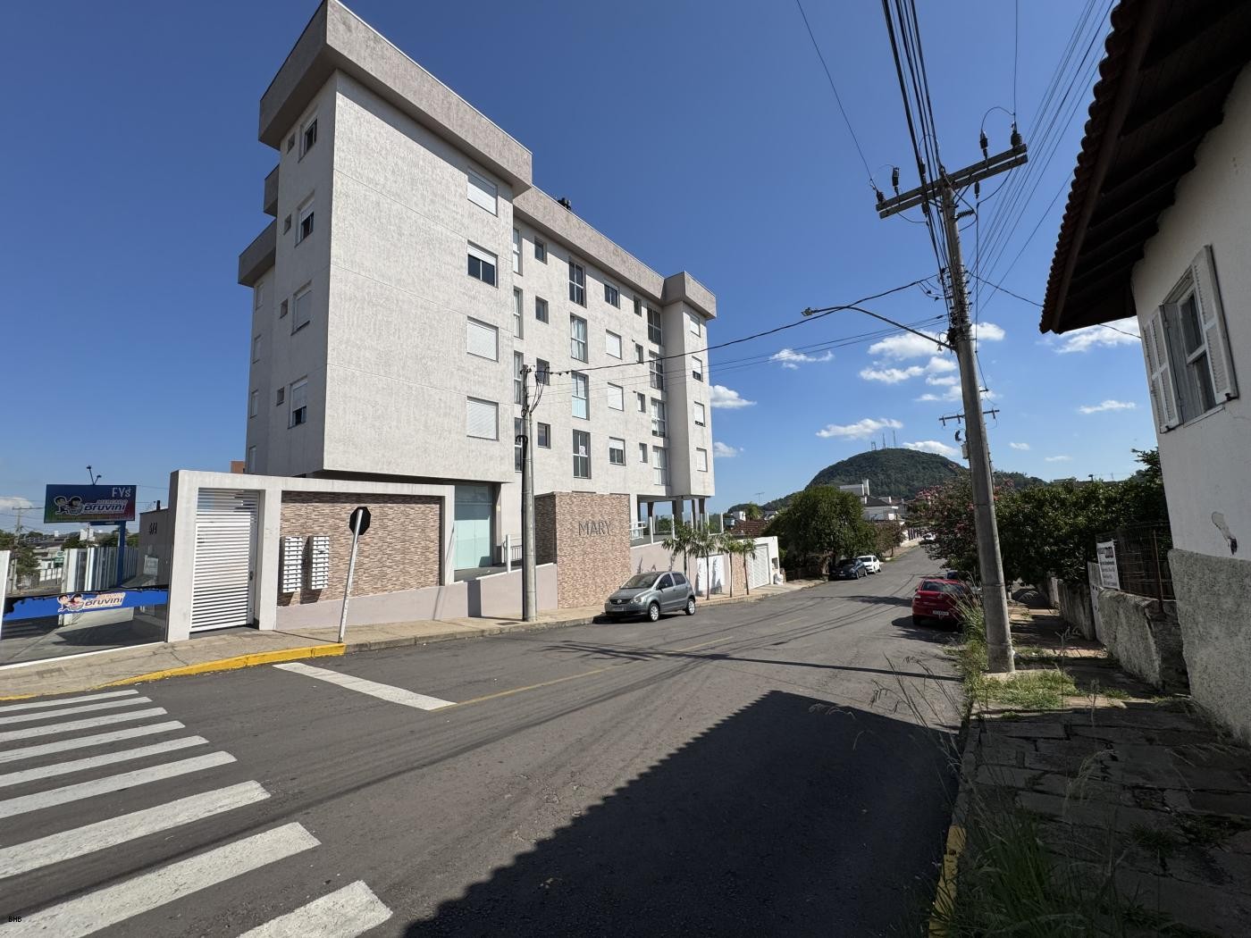 Apartamento no Condomínio Mary 